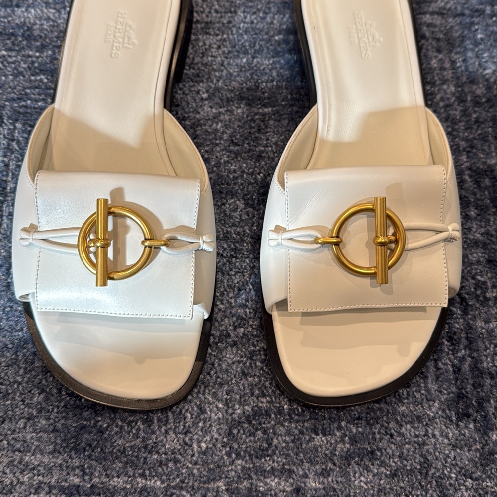 Hermes white sandals size 39.5 brand new